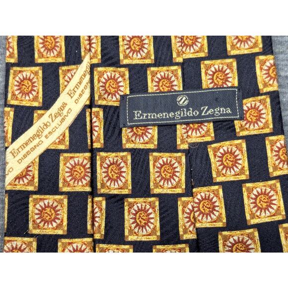 ERMENEGILDO ZEGNA Mens Tie - Black/Gold, Geometric, Silk, Made in Italy - Picture 3 of 6